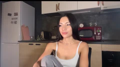 Little Devil online show from December 28, 2024, 6:40 pm