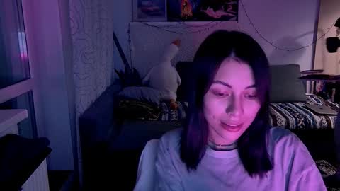 Little Devil online show from February 5, 2025, 10:01 pm