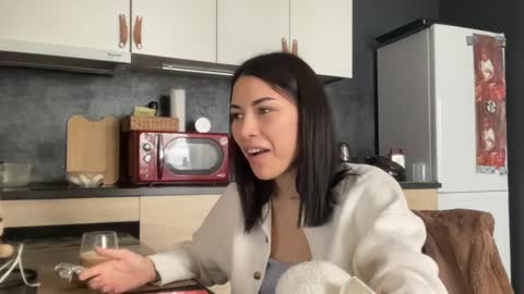 Little Devil online show from March 4, 2025, 1:59 pm