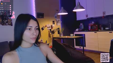 Little Devil online show from September 14, 2025, 4:06 pm