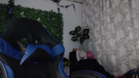 valquiria_sirgun online show from March 25, 2026, 9:37 am