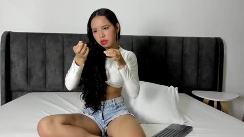 valtira nova online show from January 28, 2025, 3:25 am