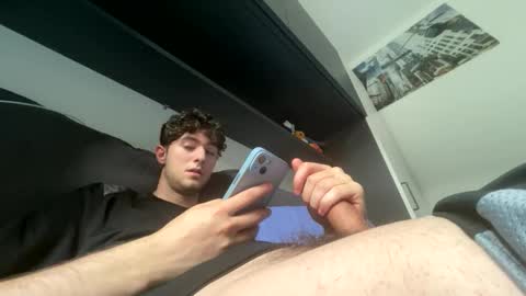 Snapshot of valuxo009 chatting on June 4, 2026, 3:29 pm valuxo009 online show from June 4, 2026, 3:29 pm
