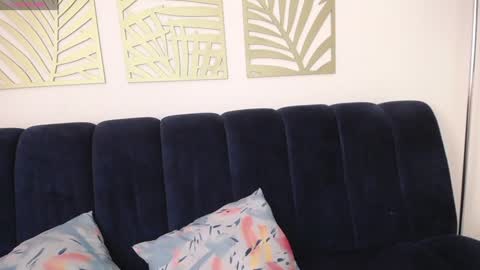 Isabella online show from January 22, 2025, 4:12 pm