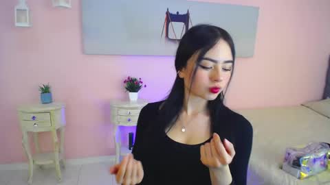 Isabella online show from February 11, 2026, 7:41 pm