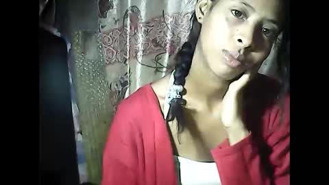 valysexyhot online show from May 19, 2026, 4:52 am