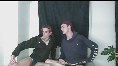 Vamp Noah and Dan online show from December 18, 2024, 4:53 am