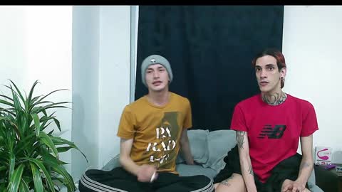 Vamp Noah and Dan online show from January 4, 2025, 1:31 am