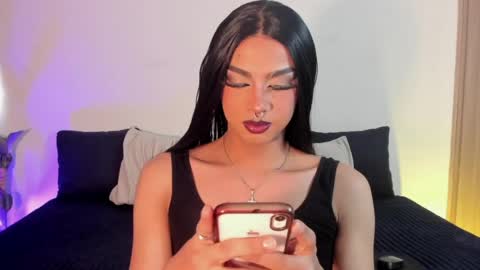 Cinnamon  online show from April 26, 2026, 9:01 pm