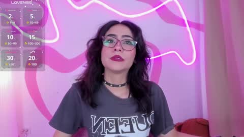 vampy_dolll online show from December 6, 2024, 1:00 pm