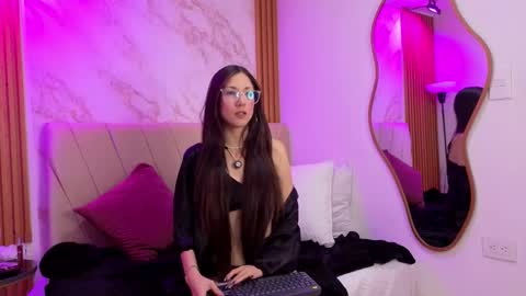 vane_coral online show from February 9, 2026, 11:14 am