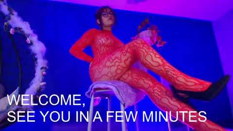 Vanelope online show from April 16, 2026, 2:12 am