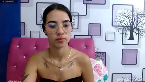 VANESA online show from September 15, 2025, 12:05 pm