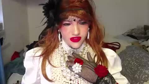 vanesacrossri online show from October 30, 2025, 8:27 am