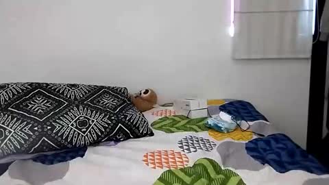 vanessa and samantha online show from April 12, 2026, 5:29 pm