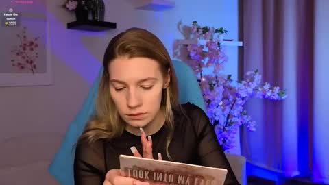 Vanessa online show from February 28, 2026, 4:19 pm