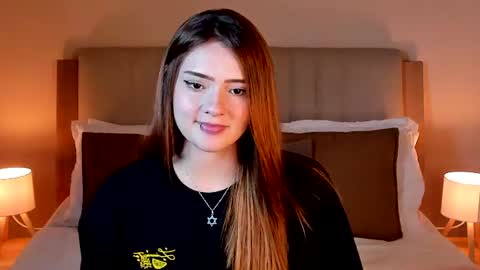 Snapshot of vanessa_foxyy chatting on June 16, 2026, 7:38 pm vanessa_foxyy online show from June 16, 2026, 7:38 pm
