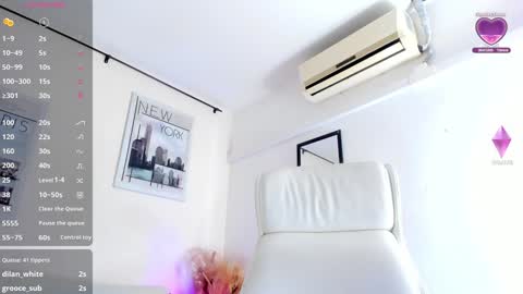 Vanessa online show from February 3, 2025, 3:06 pm