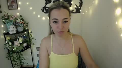 Vanessa online show from June 4, 2026, 9:48 am