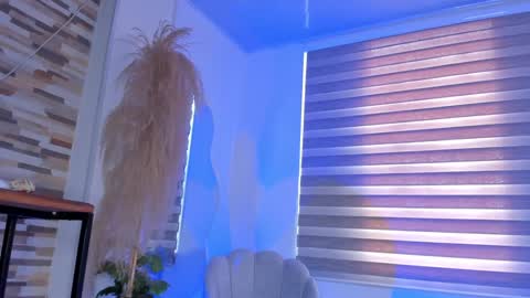 Vanessa Novvoa online show from January 20, 2025, 7:04 pm