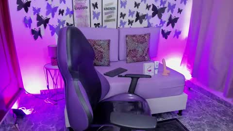 Vanessa  online show from February 10, 2025, 12:18 pm