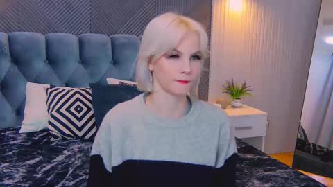 Vanessa online show from February 18, 2026, 2:46 pm