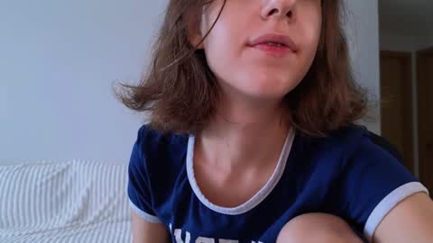 vanessa online show from December 4, 2024, 1:36 am