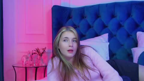 Snapshot of vanessacelesti chatting on May 9, 2026, 7:19 pm Vanessa online show from May 9, 2026, 7:19 pm