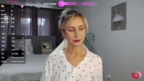 Vanessa  online show from September 12, 2025, 7:08 am