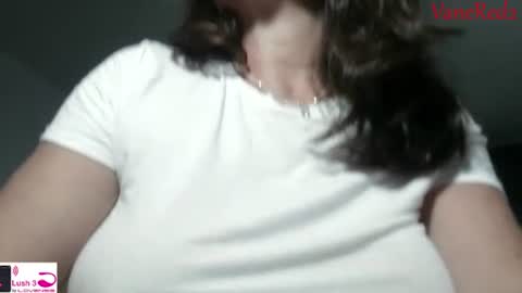 Vanesared2 online show from September 9, 2025, 1:16 am