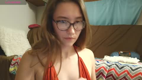 Snapshot of vanessarose4825 chatting on November 14, 2025, 12:20 am Vanessa Rose online show from November 14, 2025, 12:20 am