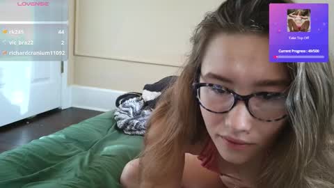Snapshot of vanessarose4825 chatting on January 9, 2026, 3:04 pm Vanessa Rose online show from January 9, 2026, 3:04 pm
