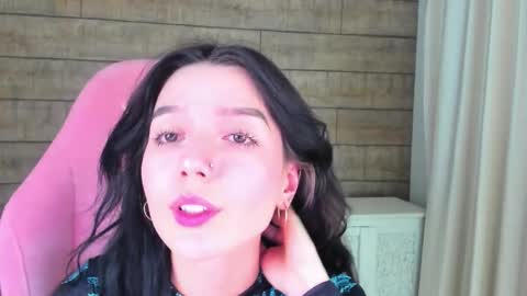 VanessaVienne online show from March 9, 2026, 4:55 pm