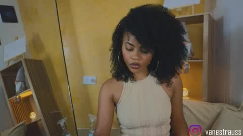 New account follow me online show from November 26, 2025, 8:43 pm