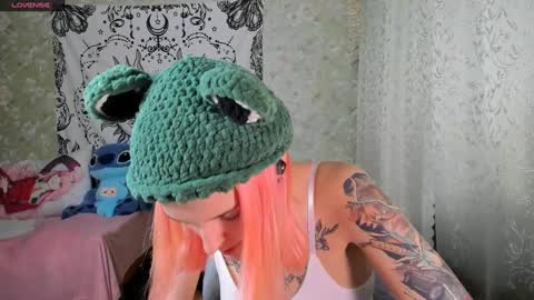 Snapshot of vanilla_arya chatting on January 7, 2025, 3:54 pm Adelina online show from January 7, 2025, 3:54 pm