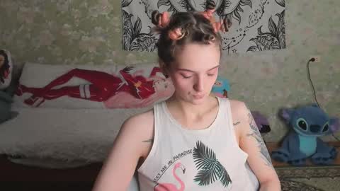 Snapshot of vanilla_arya chatting on January 12, 2026, 8:41 am Adelina online show from January 12, 2026, 8:41 am