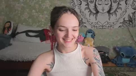 Snapshot of vanilla_arya chatting on February 28, 2026, 1:45 pm Adelina online show from February 28, 2026, 1:45 pm