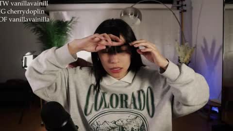 Snapshot of vanilla_velvet chatting on December 1, 2025, 11:10 pm Annabet online show from December 1, 2025, 11:10 pm