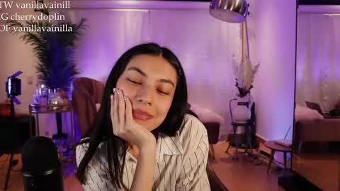 Snapshot of vanilla_velvet chatting on December 5, 2025, 12:19 am Annabet online show from December 5, 2025, 12:19 am