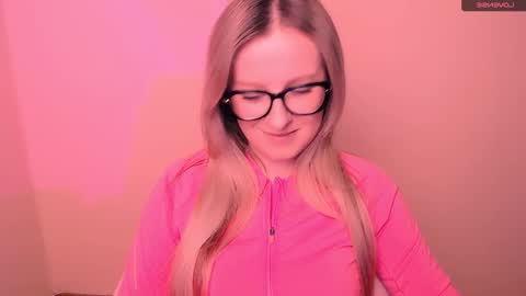 Mia online show from February 21, 2026, 5:03 pm