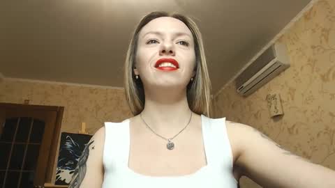 VanillaMuffin online show from January 16, 2025, 1:47 pm