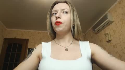 VanillaMuffin online show from January 23, 2025, 1:45 pm