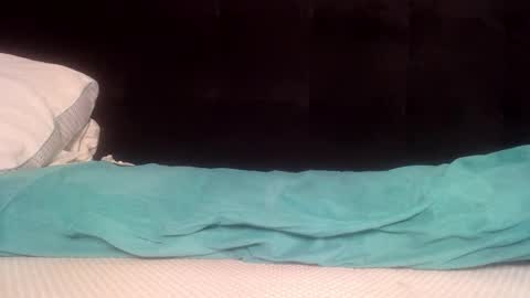 vanillaniceeee online show from December 15, 2025, 10:36 pm