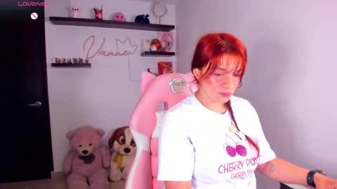 Vanesa online show from April 22, 2026, 11:28 pm