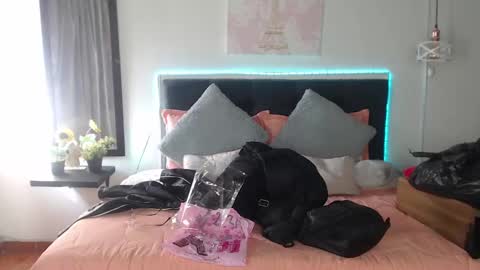 vane online show from January 9, 2025, 7:40 pm