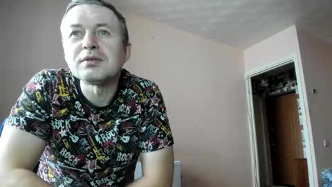vano_822 online show from November 4, 2025, 9:52 am