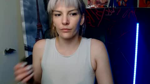 Vanessa online show from May 16, 2026, 3:44 pm