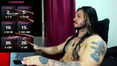 vanvelckan_ online show from September 21, 2025, 2:57 am