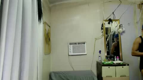 vanxxx2005 online show from April 25, 2026, 6:38 pm