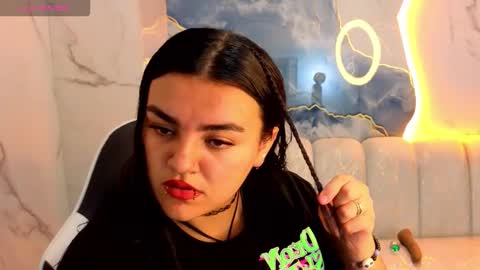 Live 800am 200pm COLOMBIAN HOUR online show from November 8, 2025, 1:55 pm